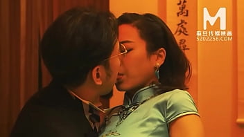 HD video of Asian massage parlor with thick and sexy Chinese girls